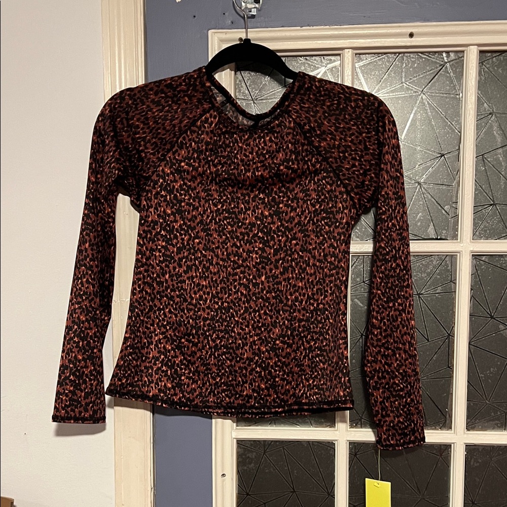 Women’s Long-Sleeve Leopard Print Top in Burgundy for swimming